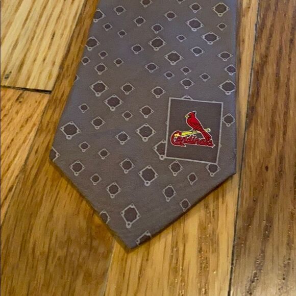 Men’s Cardinals Neck Tie - Picture 2 of 5